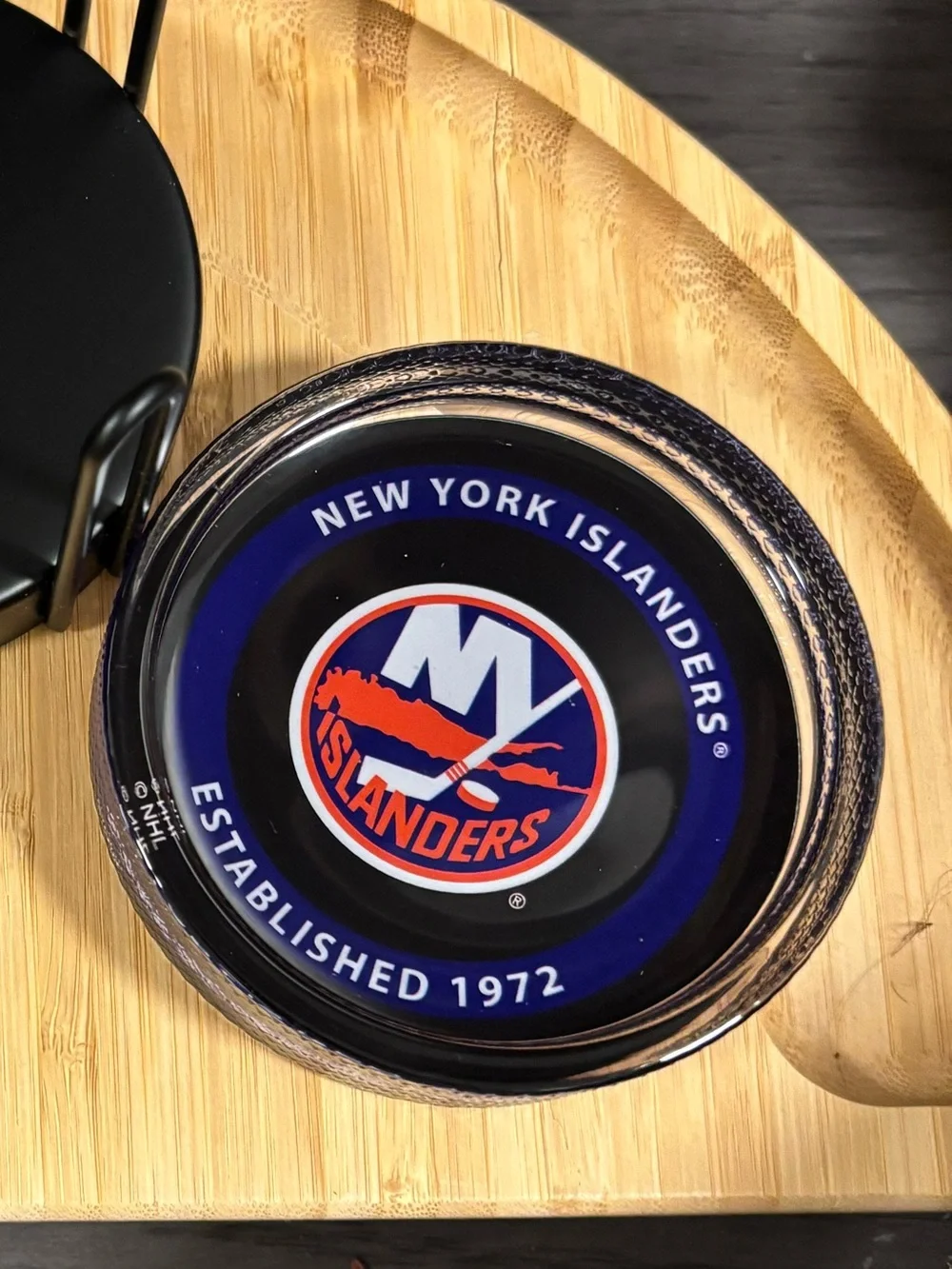 NHL New York Islanders Round Logo Tray in Blue and Orange